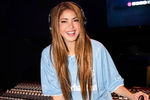 ¿Una loba verde? Shakira sorprende con nuevo traje en su conciertos: “Modo diosa activado”