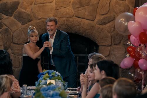 “La otra boda”: la frenética guerra de ‘novias’ entre Tracy Flick y Ron Burgundy