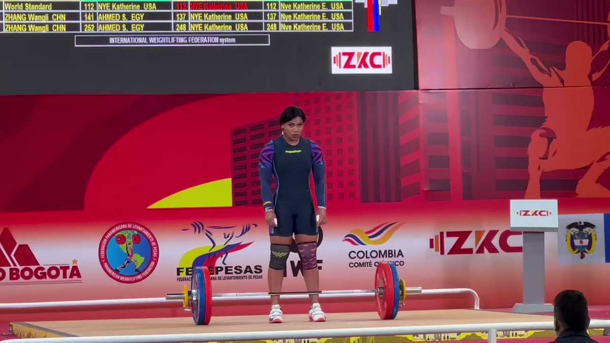 Angie Palacios impuso nuevo récord y oro para Ecuador en el Panamericano de Levantamiento de Pesas