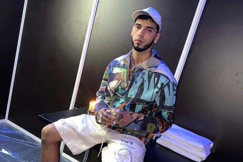 “No hay hombre más dolido”: Se comen en críticas a Anuel por “indirectazo” que le mandó a Karol G