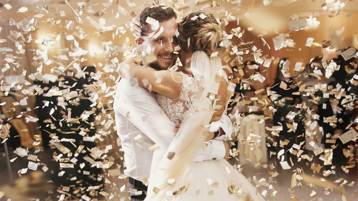 La nueva tendencia de show en bodas que está causando furor en redes: es alucinante