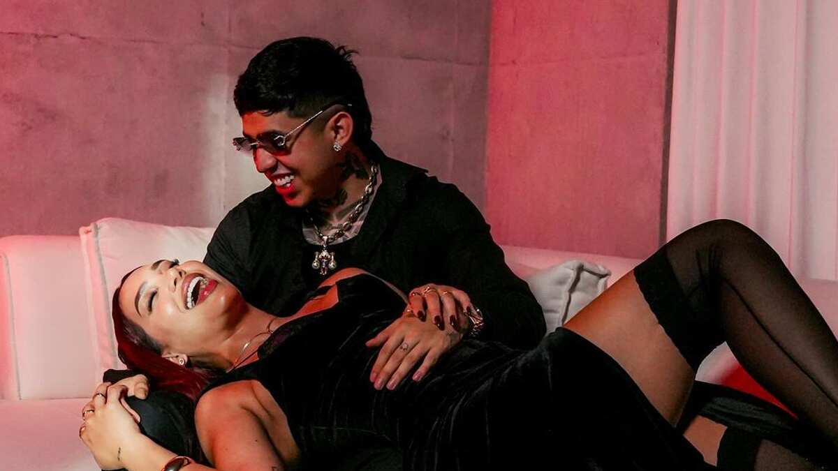 'Westcol' y Andrea Valdiri desde sus redes sociales