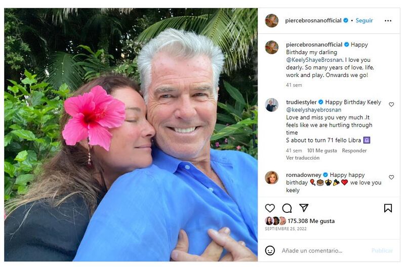 Pierce Brosnan y su esposa, Keely Shaye Smith