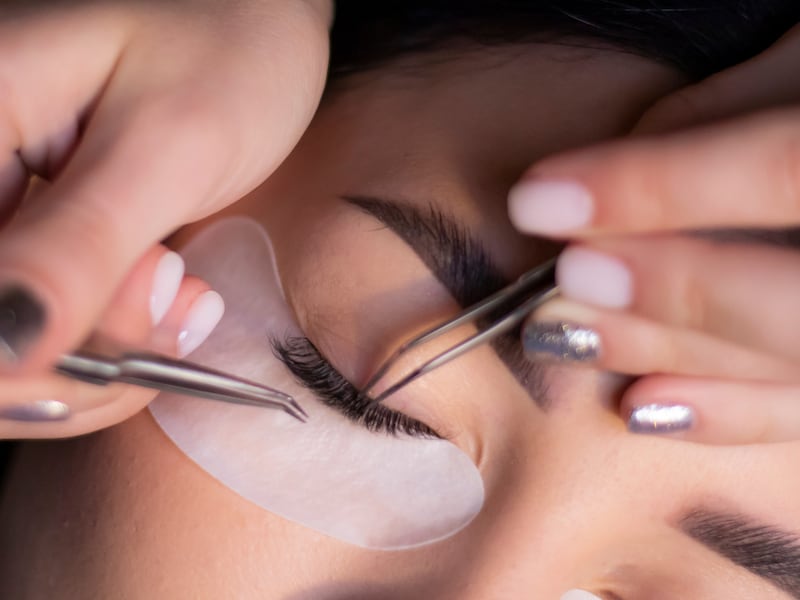 El ‘lash lift coreano’ que arrasa como la máxima tendencia de belleza: promete una mirada destellante