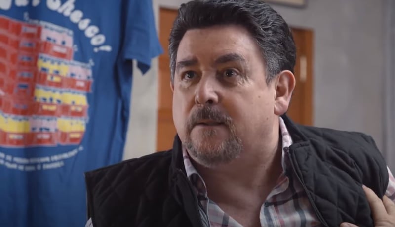 Óscar Bonfiglio en "SOS, me estoy enamorando"