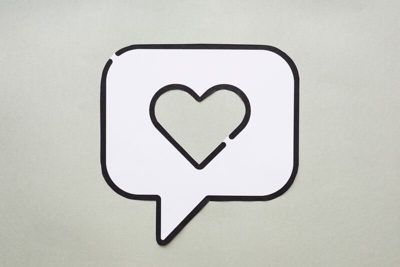 Emoji de corazón gris