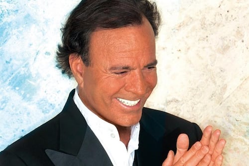Denunciantes de Julio Iglesias eran actrices pagadas, asegura periodista; ¿cuánto les pagaron?
