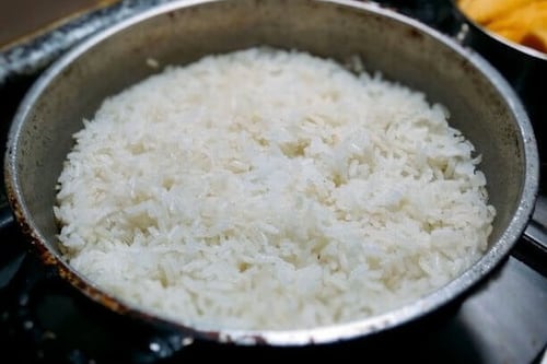 La Universidad de Harvard explica quiénes y por qué algunas personas no pueden comer arroz blanco