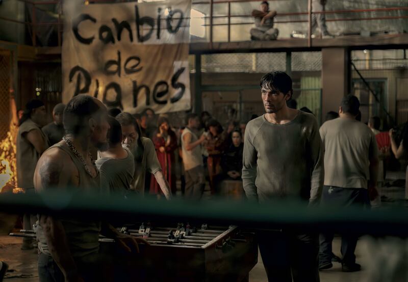Escena de la serie 'Celda 211'