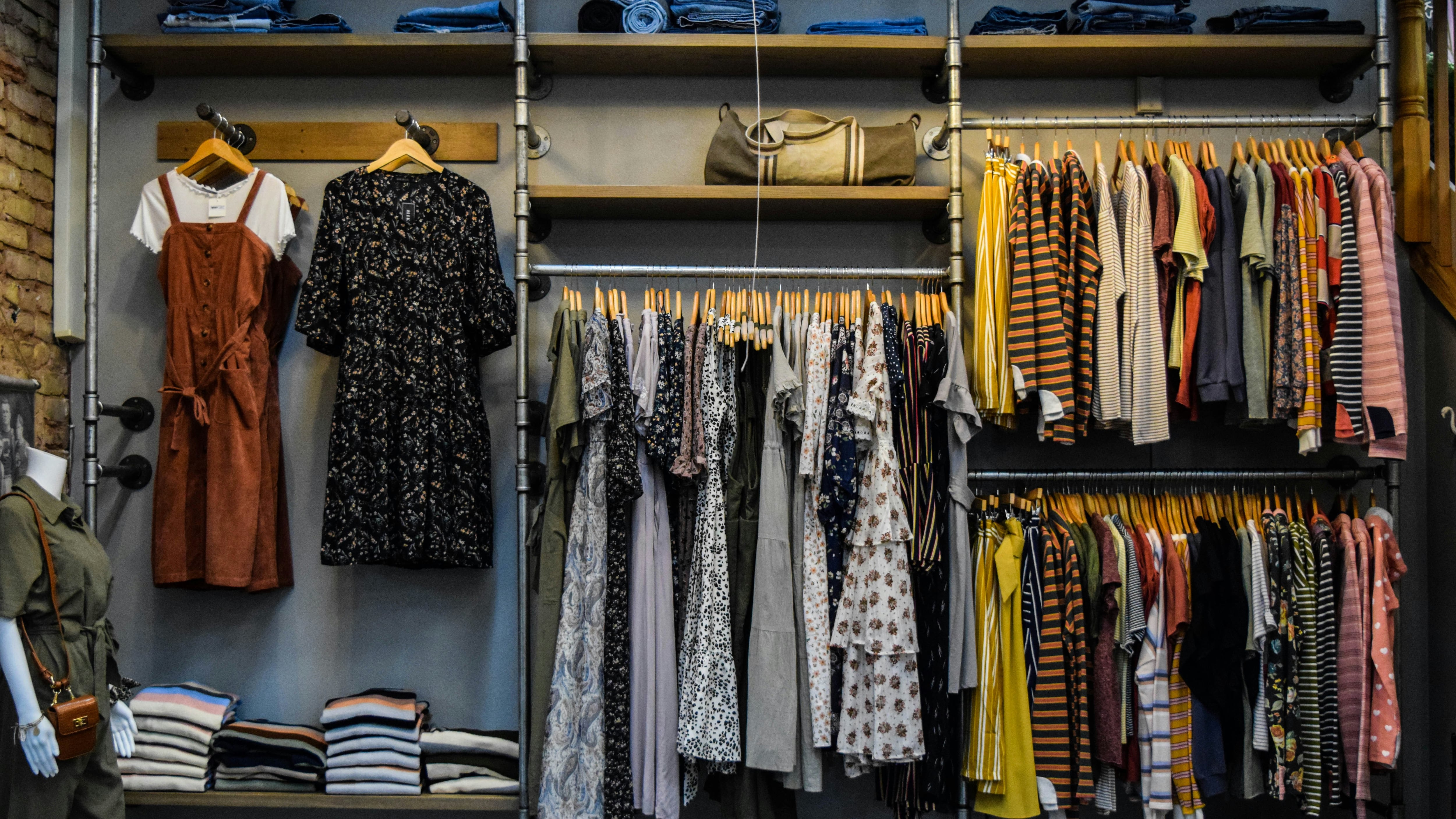 Vestidos ideales para armar tu clóset cápsula