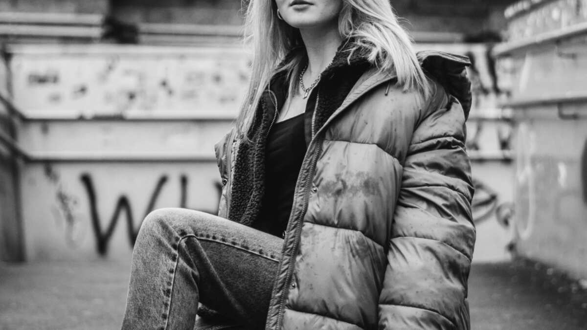 Las parkas prometen ser el sustituto perfecto de las gabardinas.