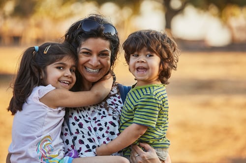 El posparto dura 6 años: La ciencia revela el dato impactante que la medicina ignoró por décadas