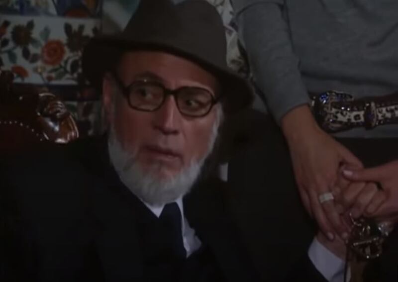 Jorge en "Hasta que la plata nos separe"