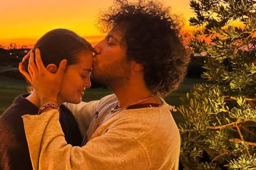 Selena Gomez y Benny Blanco celebran su primer San Valentín como esposos, pero un detalle rompió a los fans