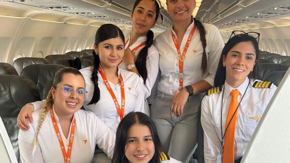 Tripulación femenina