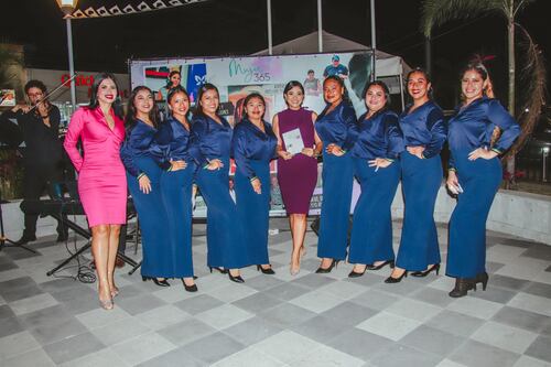 Mishelle Flores Friend presenta el libro Mujer 365, dedicado a una vida con propósito