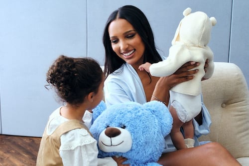 Victoria’s Secret y las tiernas fotos de Jasmine Tookes junto a sus hijos