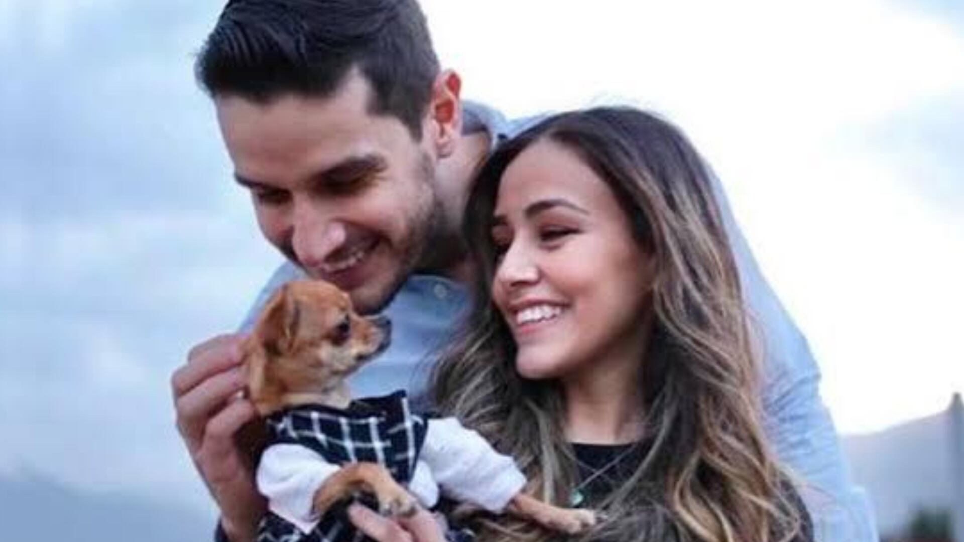 Recuerdan el momento en el que Adrián Marcelo confesó que le es infiel a su esposa en su presencia.