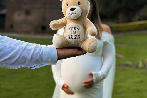 La nueva tendencia para anunciar embarazo que está emocionando a todos