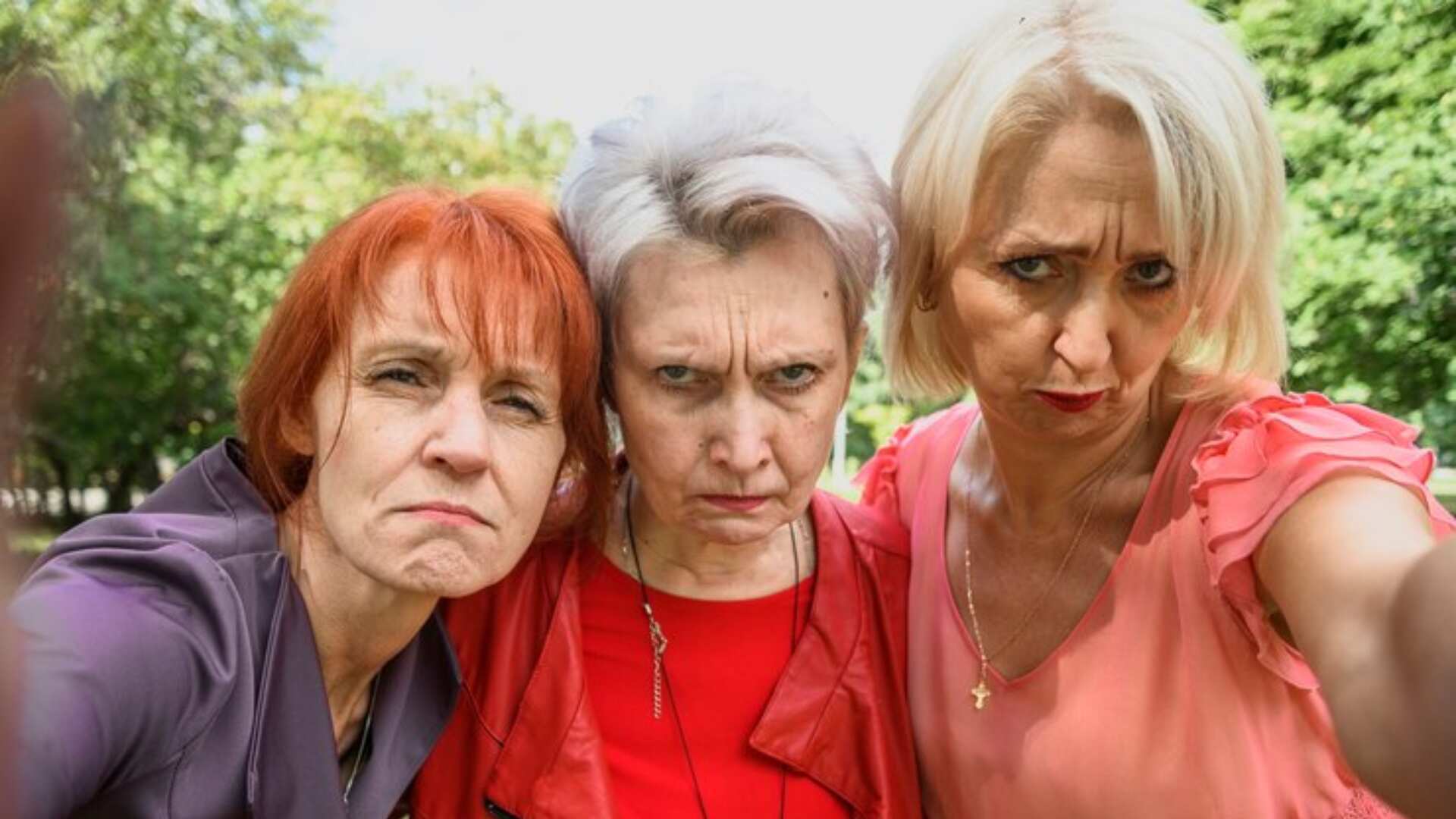 Así son las suegras narcisistas y cómo fijarle límites para que no arruinen tu relación.