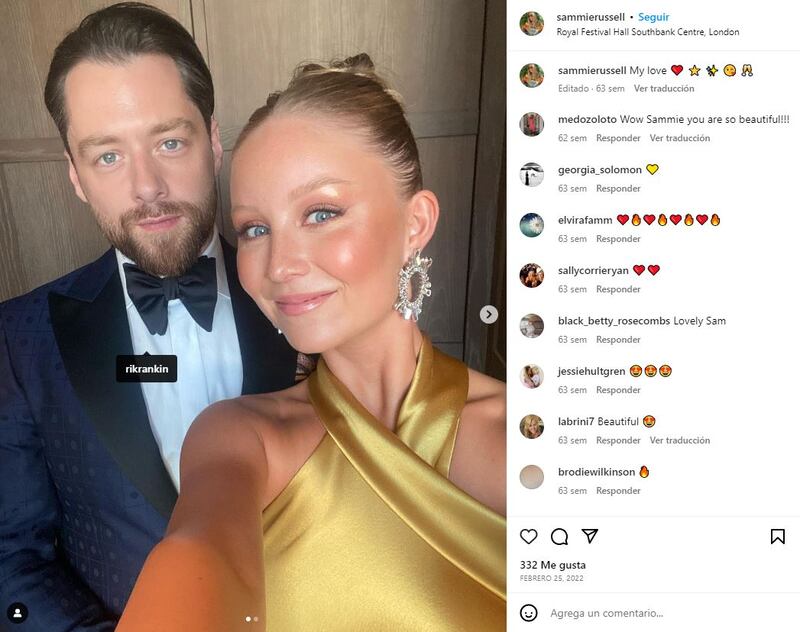 Richard Rankin junto a su pareja