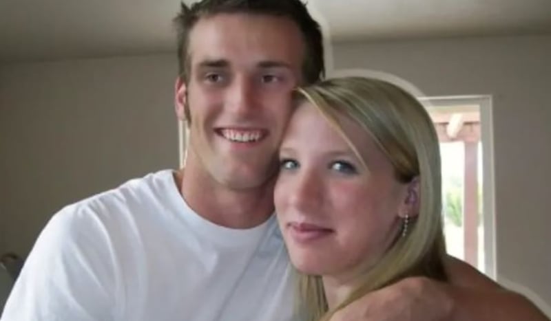 ¡Insólito! Mujer quedó embarazada sin haber tenido intimidad con su pareja - Fuente: Foto de X