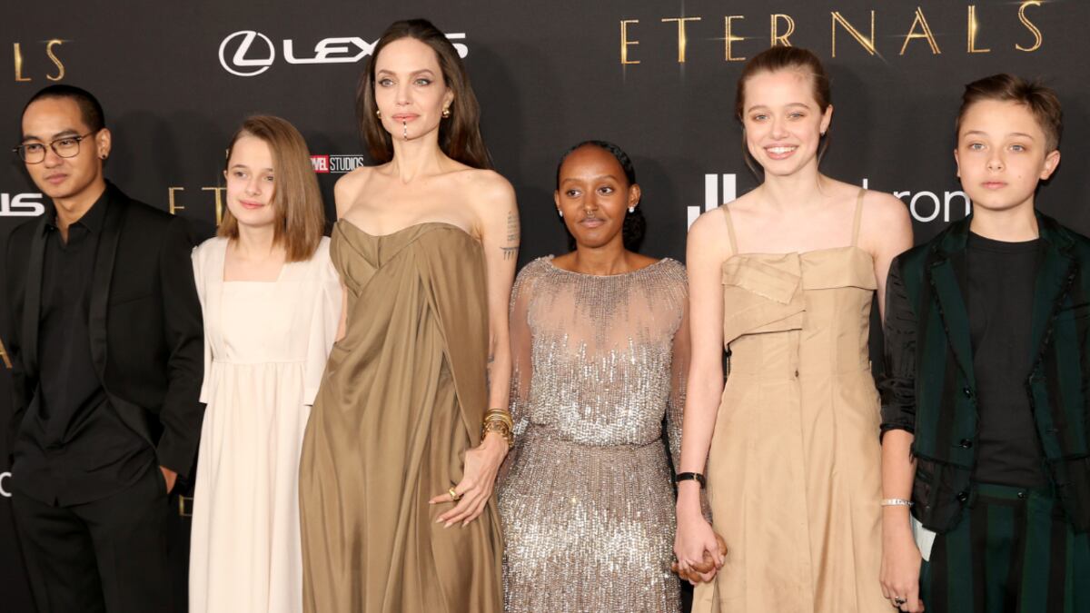 Angelina Jolie y sus hijos