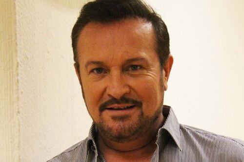 Arturo Peniche pone fin a su matrimonio luego de 38 años de relación