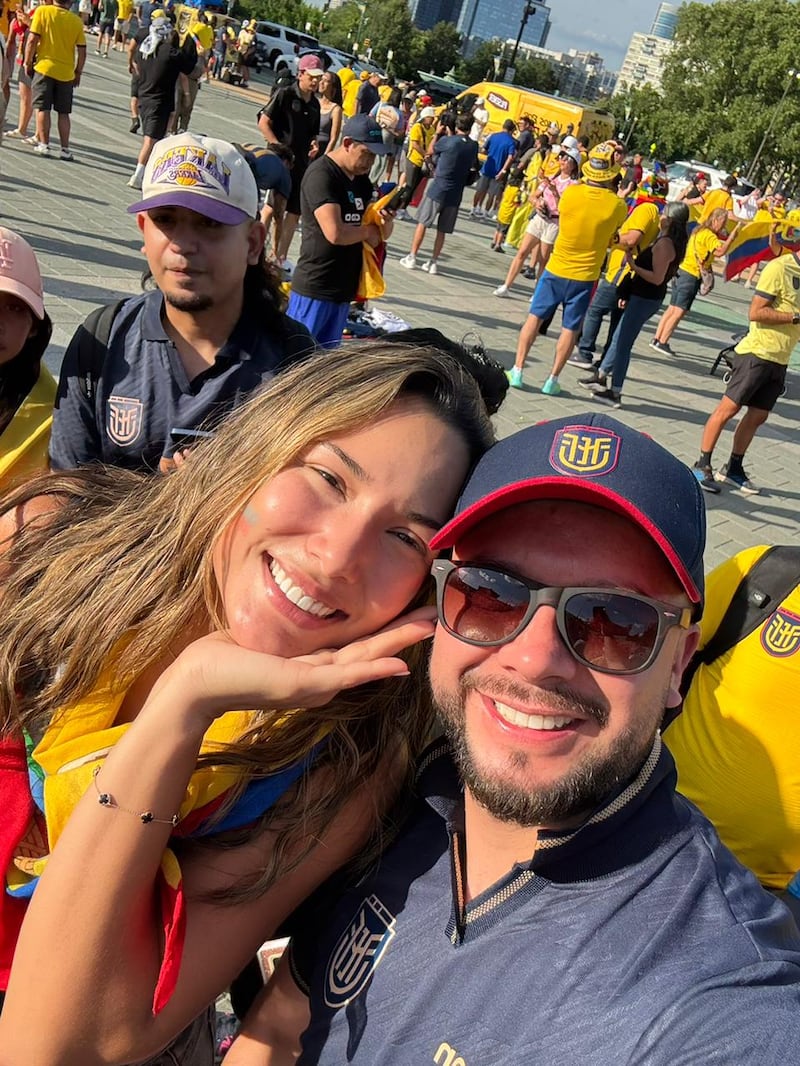 Alejandra Jaramillo se unió al banderazo de Ecuador