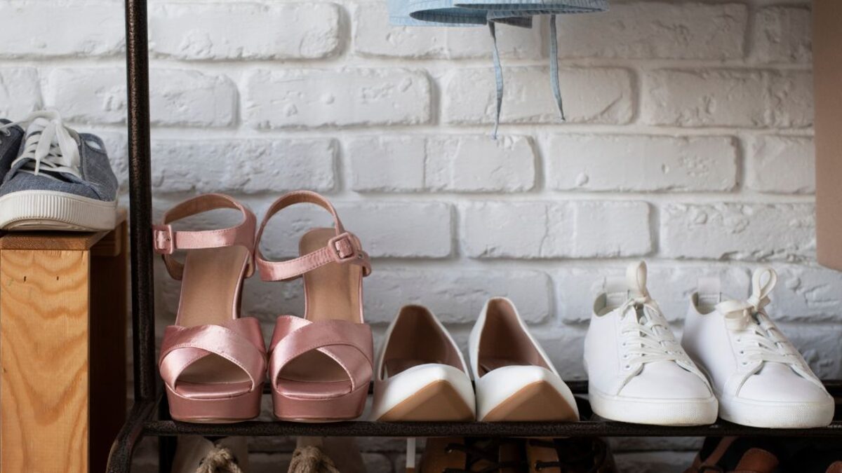 El zapato de moda para el próximo año es bajo y muy chic