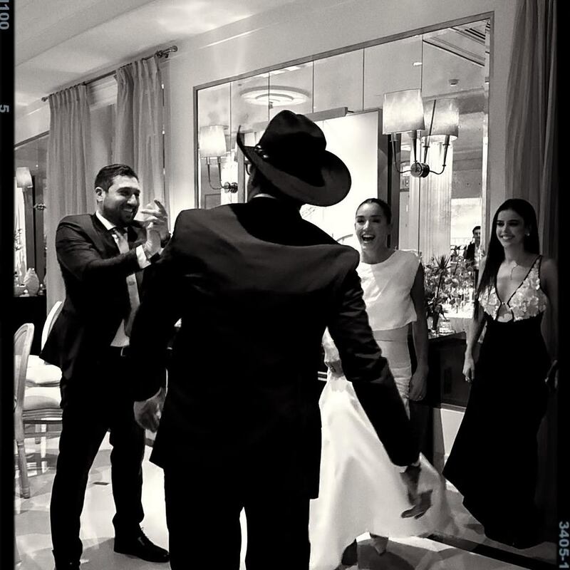 El emotivo mensaje de Lalo Capetillo a su hermana después de su boda