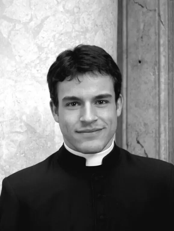 El hombre más famoso del calendario “de sacerdotes” rompe el mito: Giovanni Galizia nunca fue cura