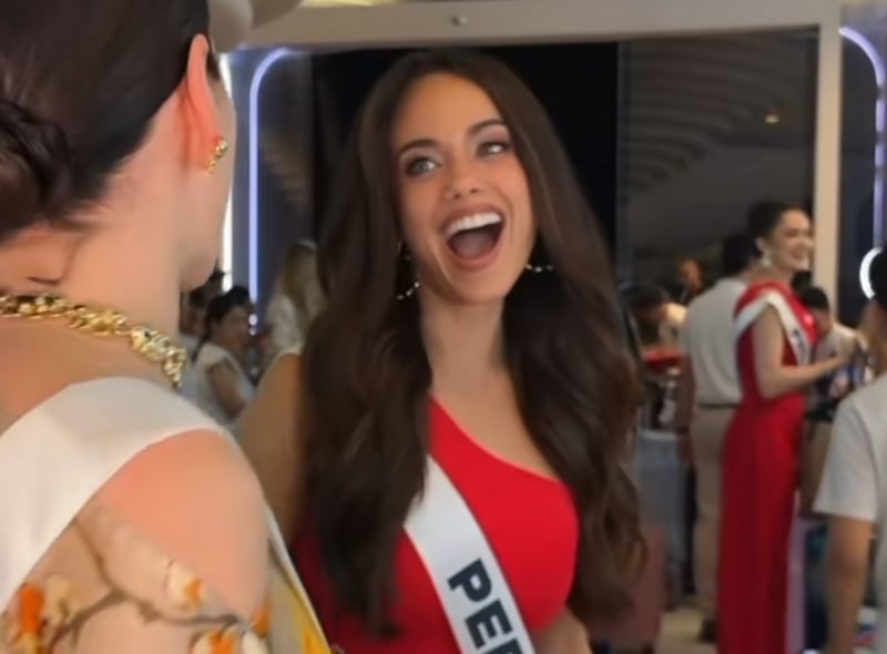 Miss México y Miss Perú