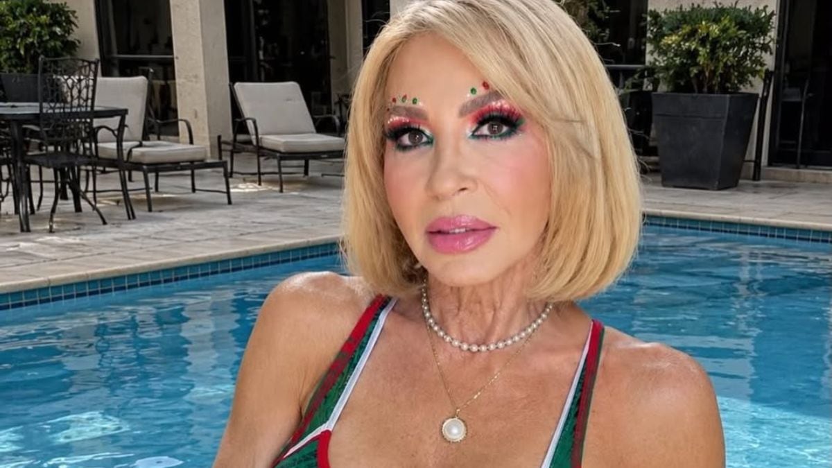 Laura Bozzo desata criticas por foto en traje de baño