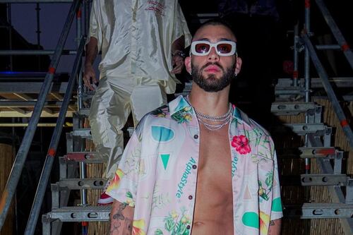 Fans reaccionan a fotos de Manuel Turizo corriendo desnudo por las calles de Miami