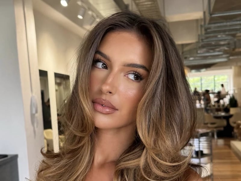 Adiós a las babylights: las mechas francesas imponen su ley esta temporada como el color más chic y de fácil mantenimiento