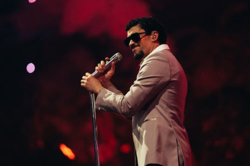 Bad Bunny destrozado tras una inesperada muerte; ¿Sus conciertos en México siguen en pie?