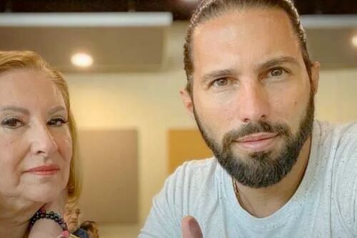 Poncho de Nigris se reconcilió con su mamá y ella ofrecerá una disculpa pública ¿estrategia publicitaria?