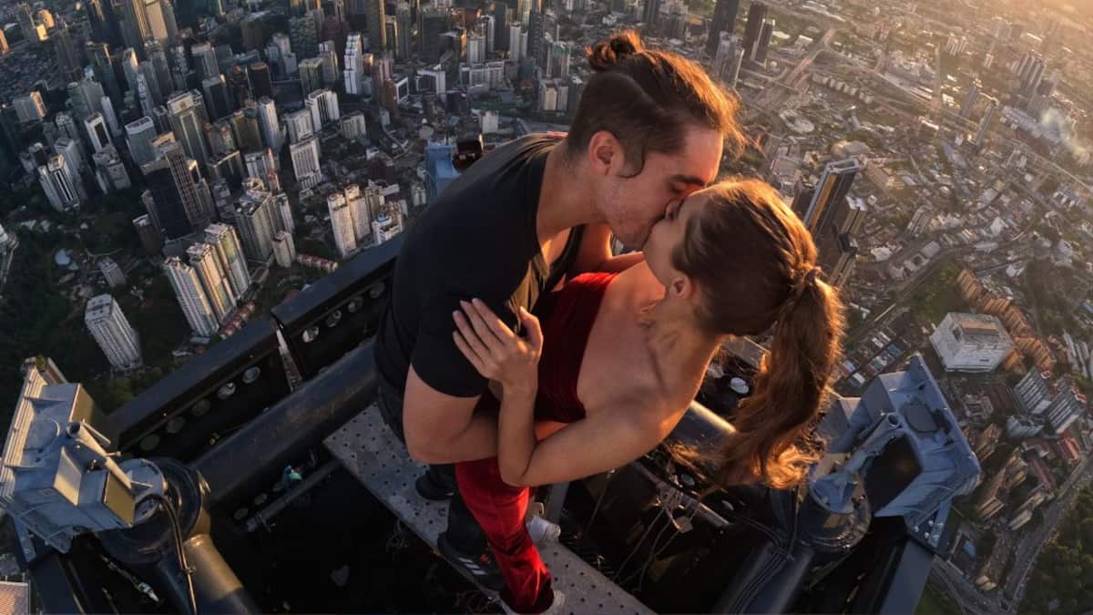 Escena de 'Skywalkers: Una historia de amor'