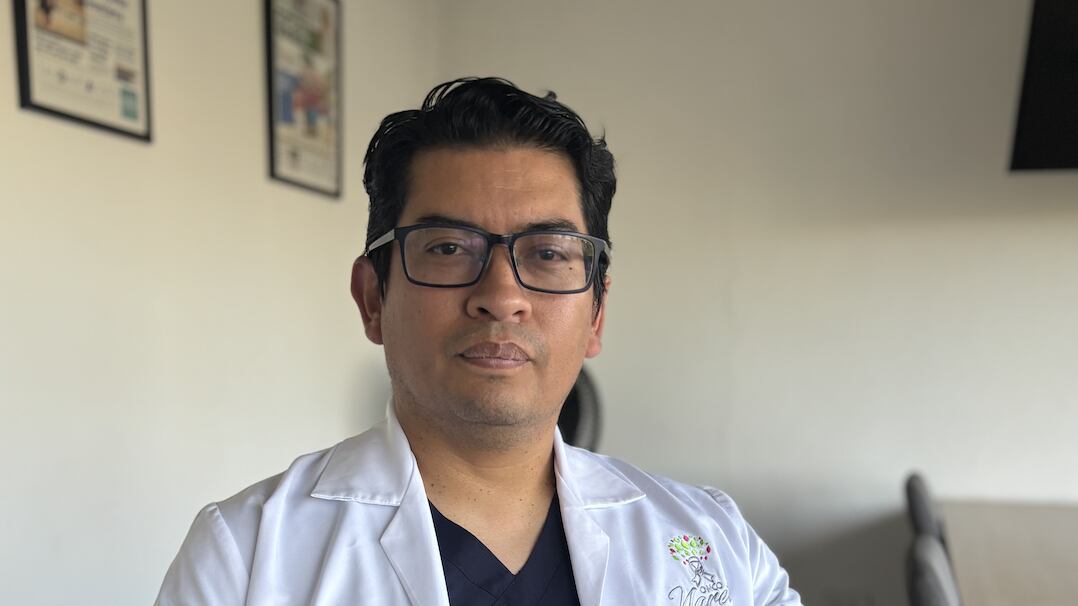 Dr. Nelson Villaroel, oncólogo clínico