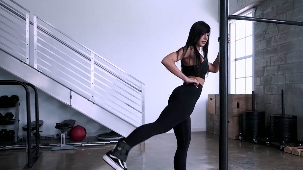 Los glúteos pueden aumentar.