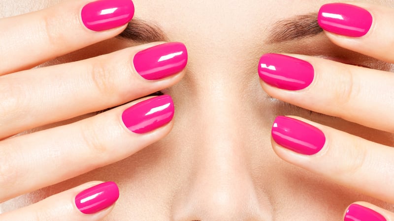 ¡Diles adiós! 4 colores de uñas que las mujeres elegantes ‘odian’ y nunca usarían