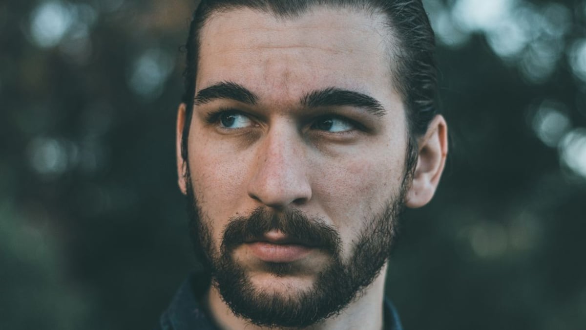 La mirada de reojo puede esconder varias intenciones distintas