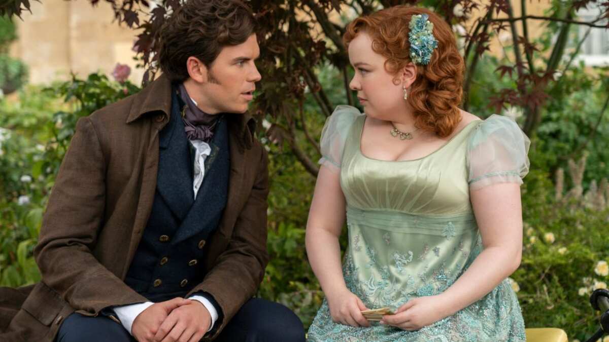 Luke Newton y Nicola Coughlan en la tercera temporada de 'Bridgerton' |