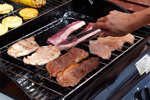 ¿Cuál es la diferencia entre carnes rojas y blancas? Conoce cuál es la mejor para la salud