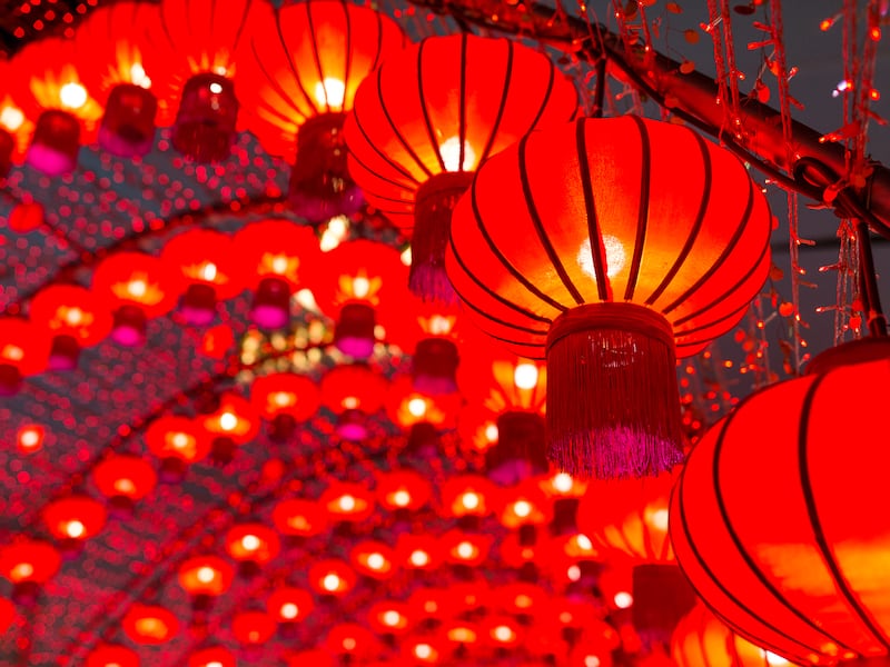 ¡Se acerca el Año Nuevo Chino 2026! Mira los rituales y cábalas que puedes aplicar para atraer abundancia y transformación