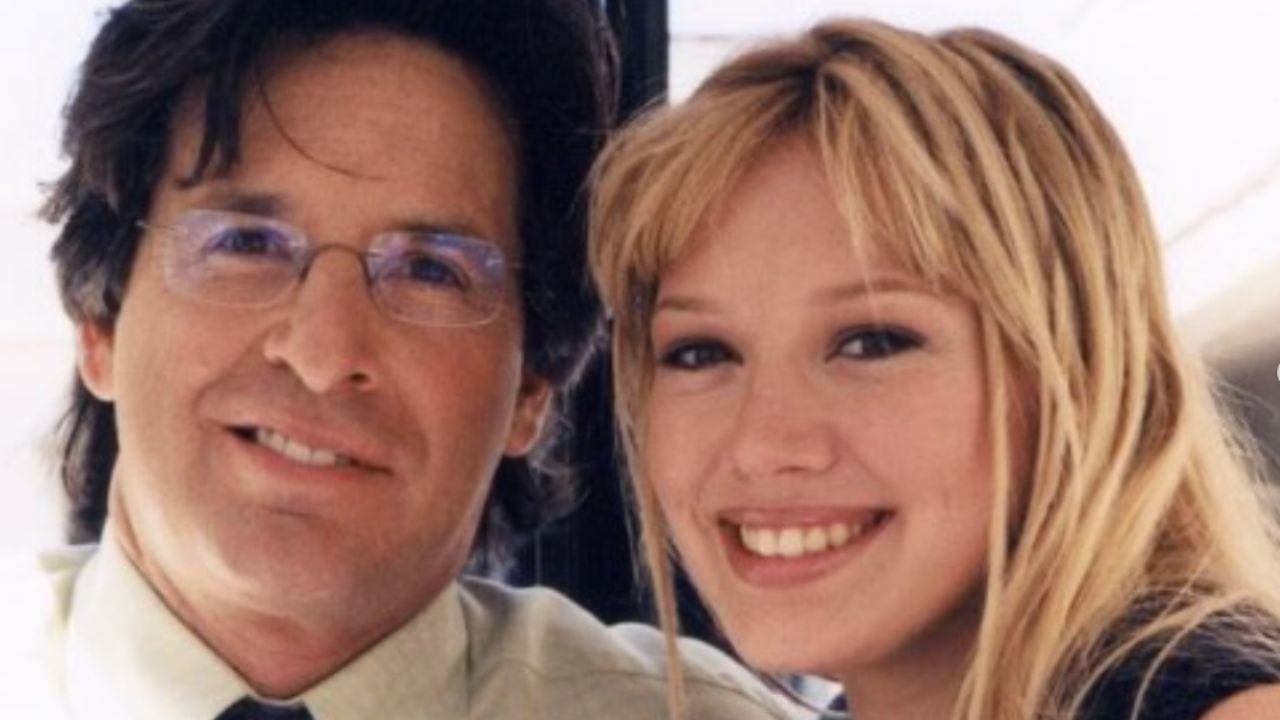 Robert Carradine y Hilary Duff