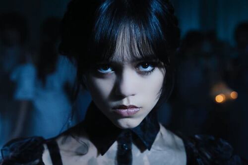 El extraño comportamiento de Jenna Ortega en eventos de Merlina enciende alarmas entre sus fans