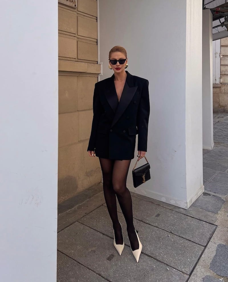 Este calzado versátil promete desplazar a los tenis con un aire más sofisticado.