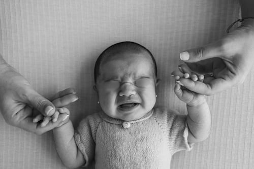La app con IA que toda mamá necesita: puede traducir por qué llora un bebé